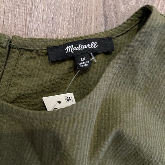 Madewell Plus Smocked-Waist Midi Dress in Stripe Seersucker - Picture 5 of 11